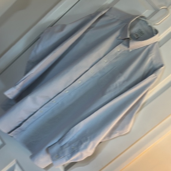 LL Bean Men’s Blue Pinstriped Dress Shirt - Picture 3 of 6